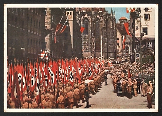 1935 'Reichsparteitag in Nuremberg. The Fuhrer reviews the SA march past at Adolf Hitler Square' Nazi Propaganda Postcard