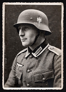 1933-1945 'German Military Officer', Notable Military Persons, Third Reich Nazi Propaganda Postcard