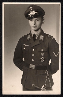 1933-1945 'German Military Officer', Notable Military Persons, Third Reich Nazi Propaganda Postcard