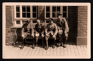 1933-1945 'German Soldiers', Infantry Wehrmacht Army Military, Third Reich Nazi Propaganda Postcard