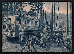 1933-1945 'Radio Operator in Close Proximity to the Enemy. Carefully Camouflaged Against Aerial Observation, the Radio Station is Rapidly Deployed. Photo: Scherl', Infantry Wehrmacht Army Military, Third Reich Nazi Propaganda Postcard
